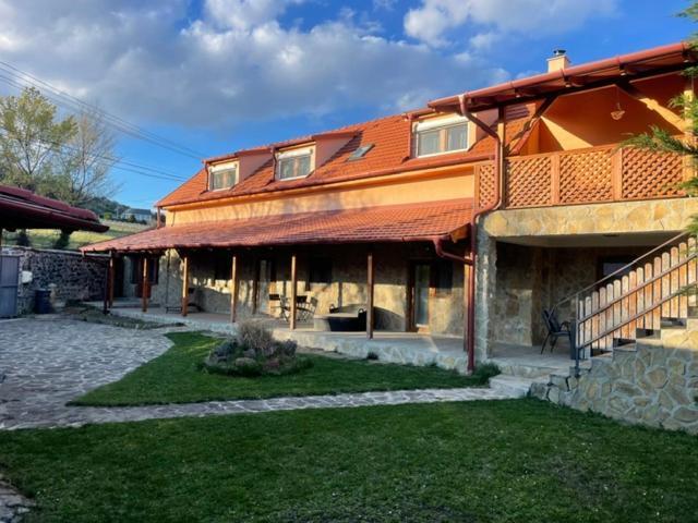 Szoegedi Villa バダチョニトマイ エクステリア 写真